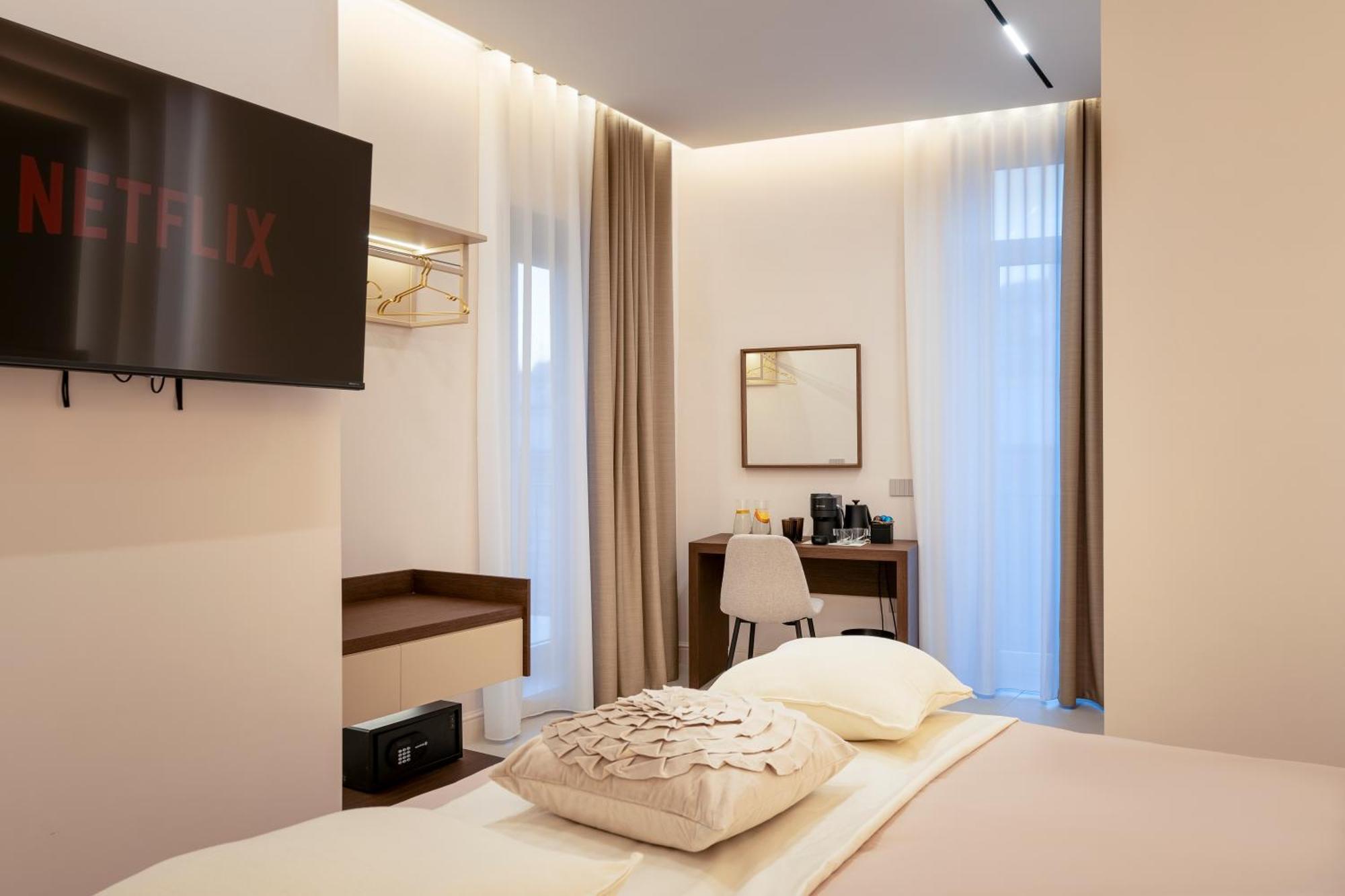 Halo Suite Neapel Exterior foto
